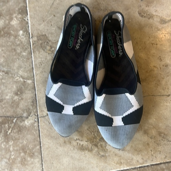 Skechers air cooled memory foam stretch, fit Lady shoe size 8 1/2 preowned - Picture 8 of 8